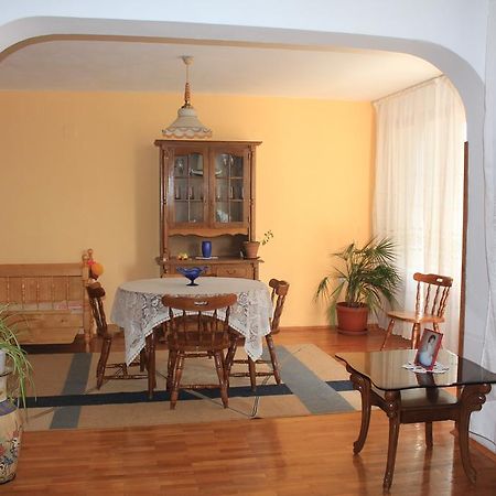 Apartments Anita Pomorie Rum bild